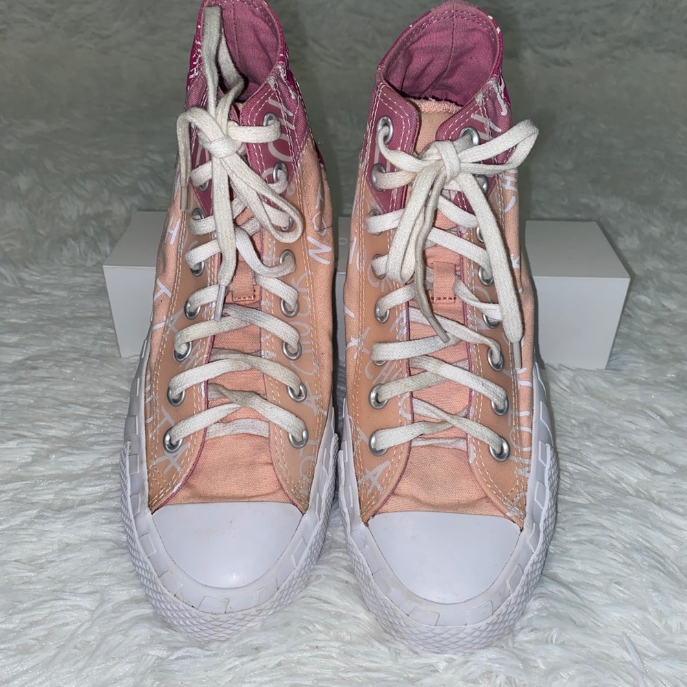 Converse "Not a Chuck" Sneakers in Very Good Condition - Picture 3 of 5